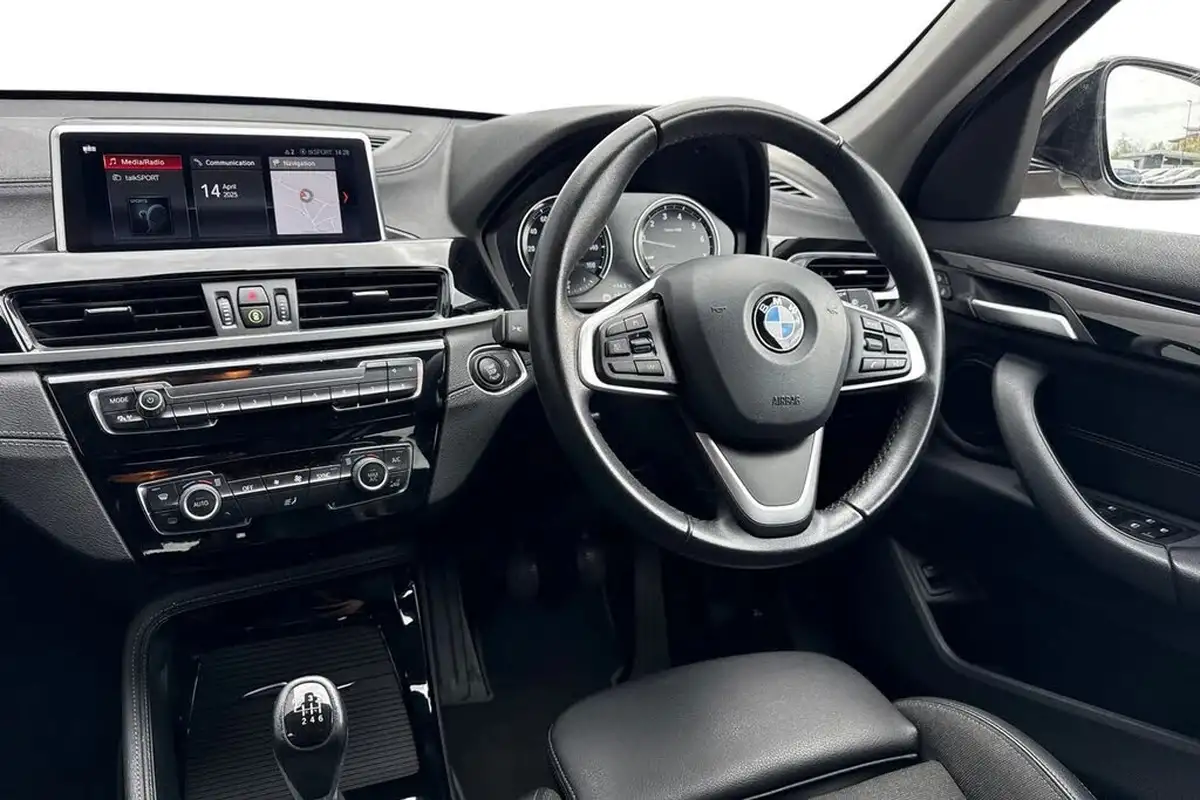2021-bmw-x1-15-sdrive18i-sport-big-12