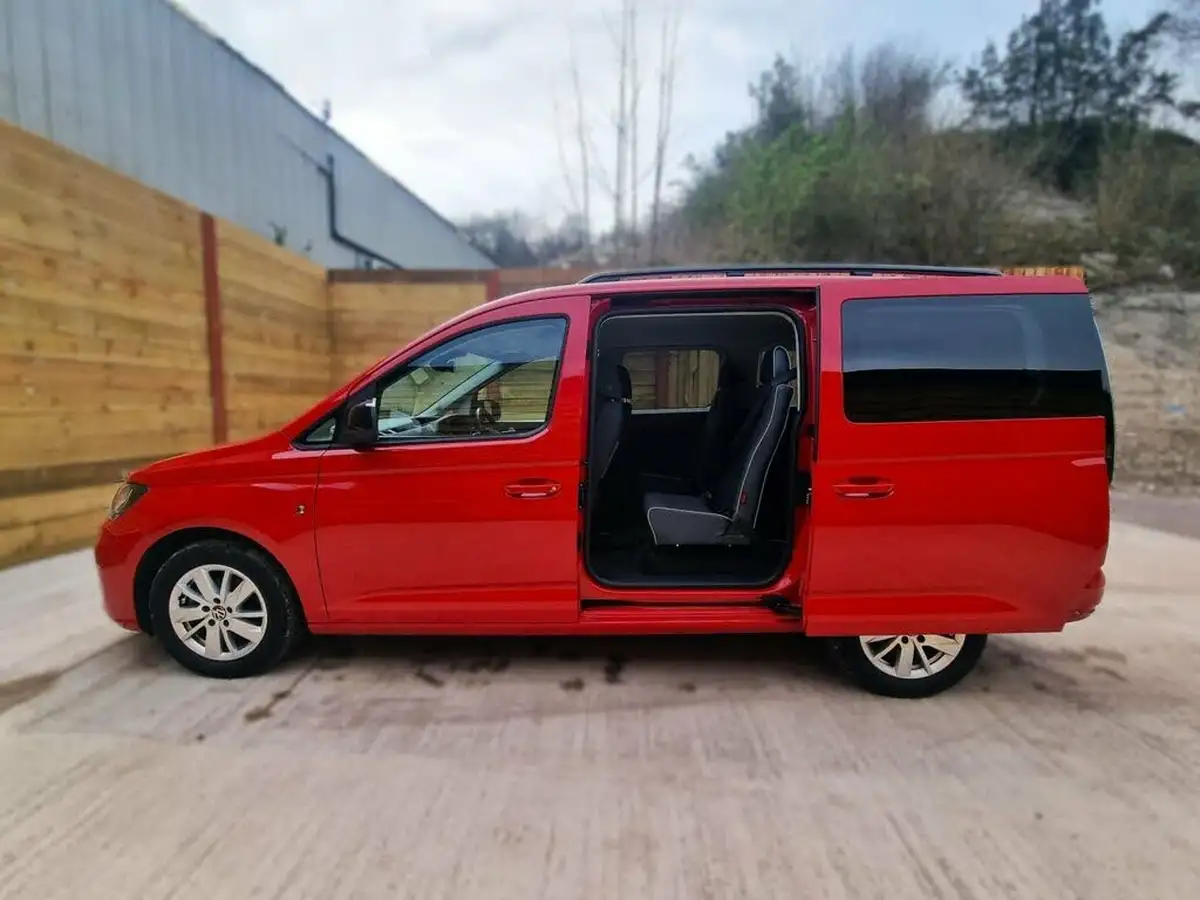 2022-volkswagen-caddy-15-tsi-maxi-life-big-9