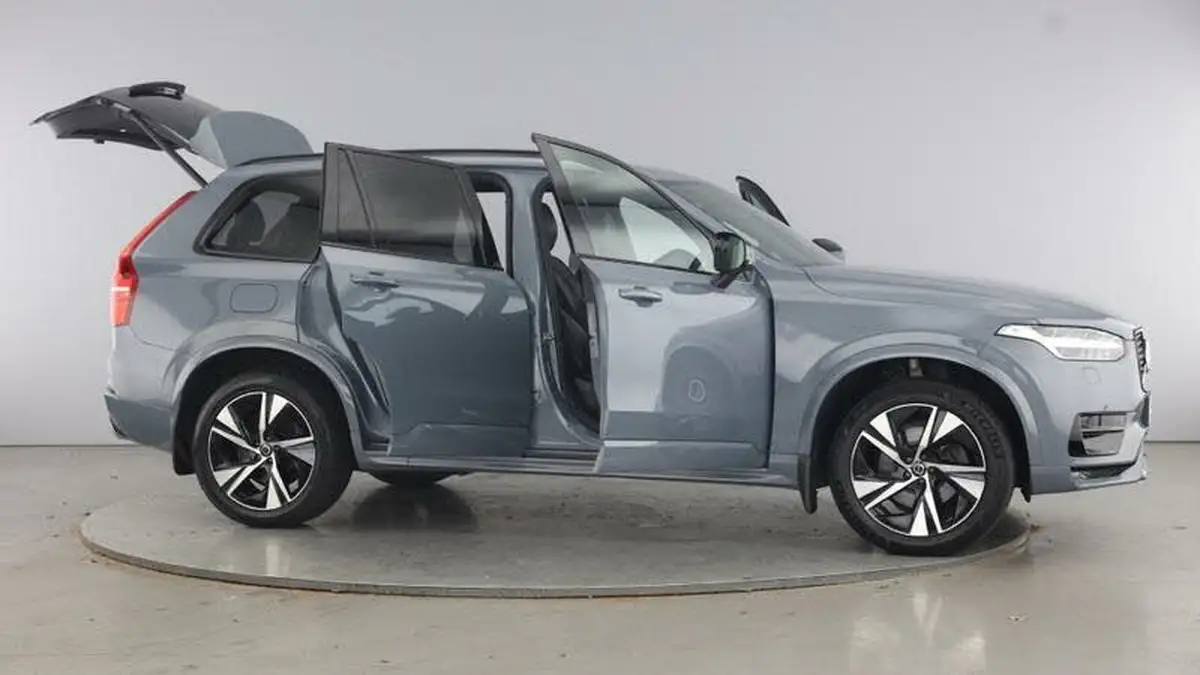 2021-volvo-xc90-20td-b5-r-design-big-9