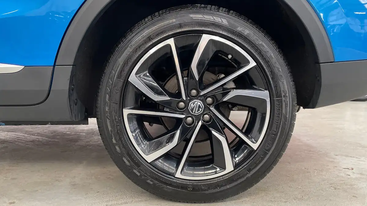 2024-mg-zs-suv-15-vti-tech-exclusive-big-17