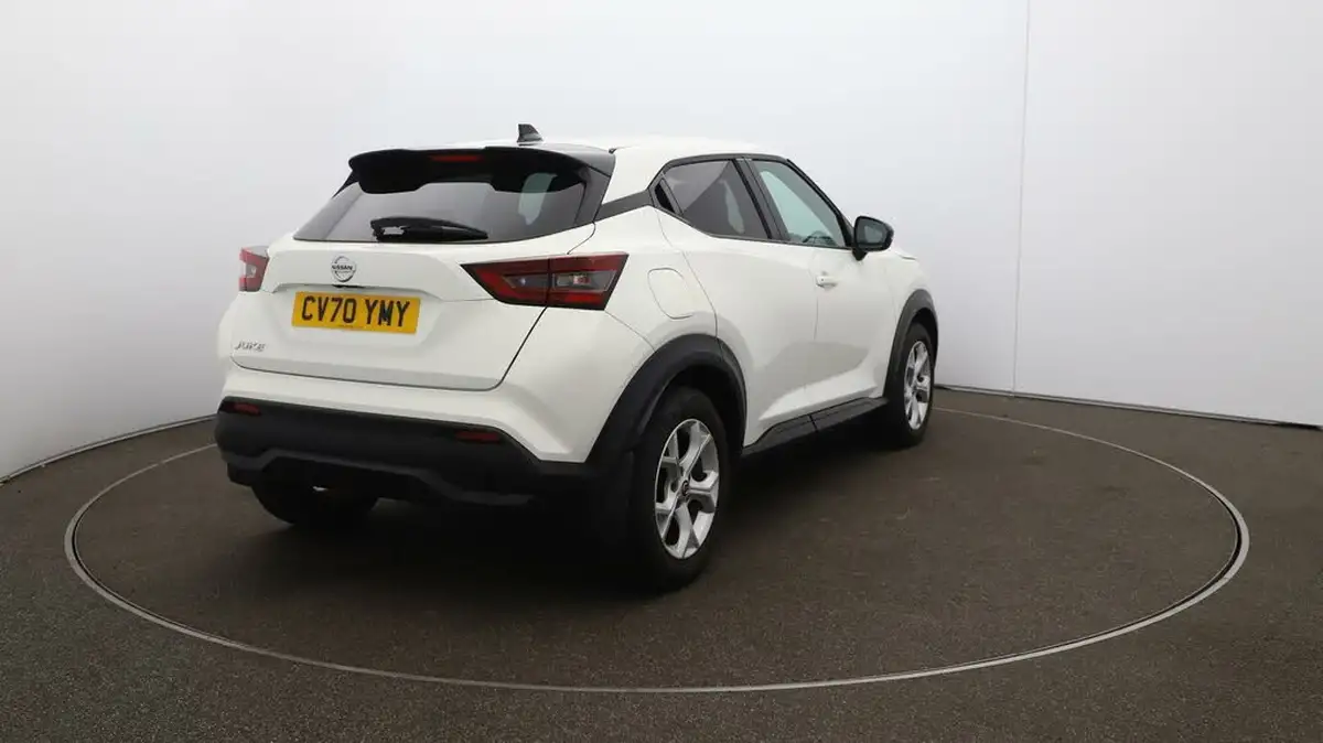 2021-nissan-juke-10-dig-t-n-connecta-117ps-dct-big-47