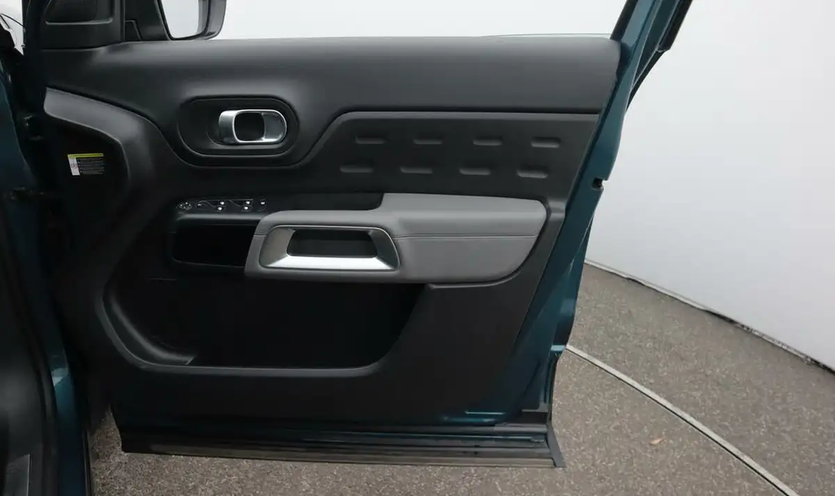 2020-citroen-c5-aircross-15bluehdi-flair-big-15