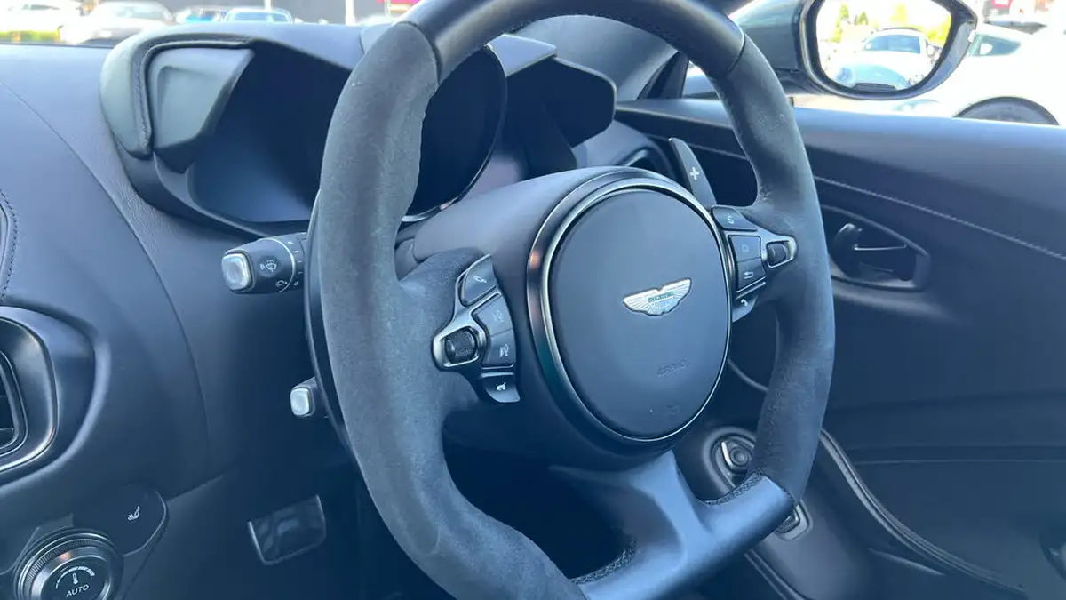 2021-aston-martin-vantage-40-v8-vantage-coupe-auto-big-24