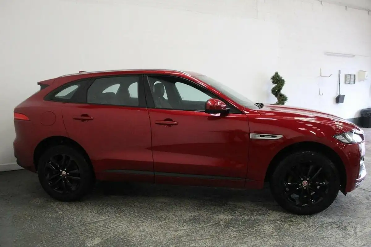 2016-jaguar-f-pace-20-i4d-r-sport-awd-auto-big-2