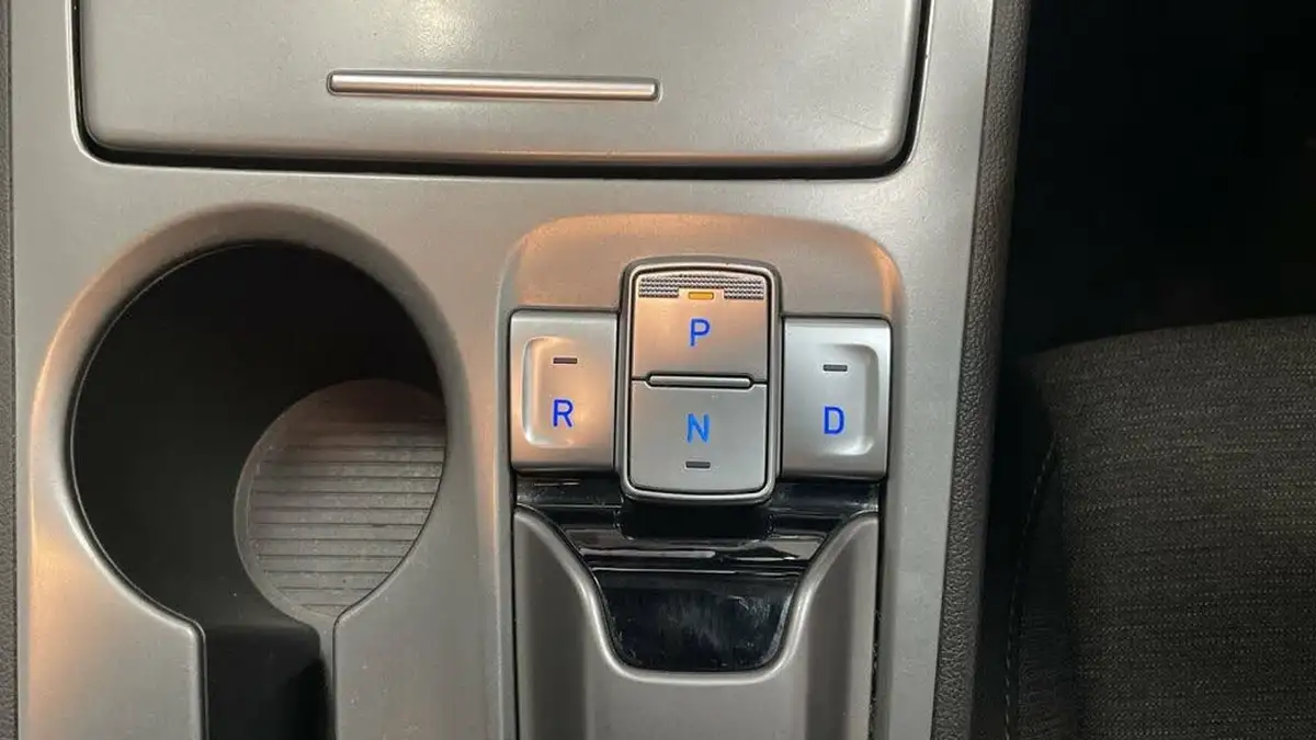 2021-hyundai-kona-e-premium-204ps-64kwh-7kw-obc-big-18