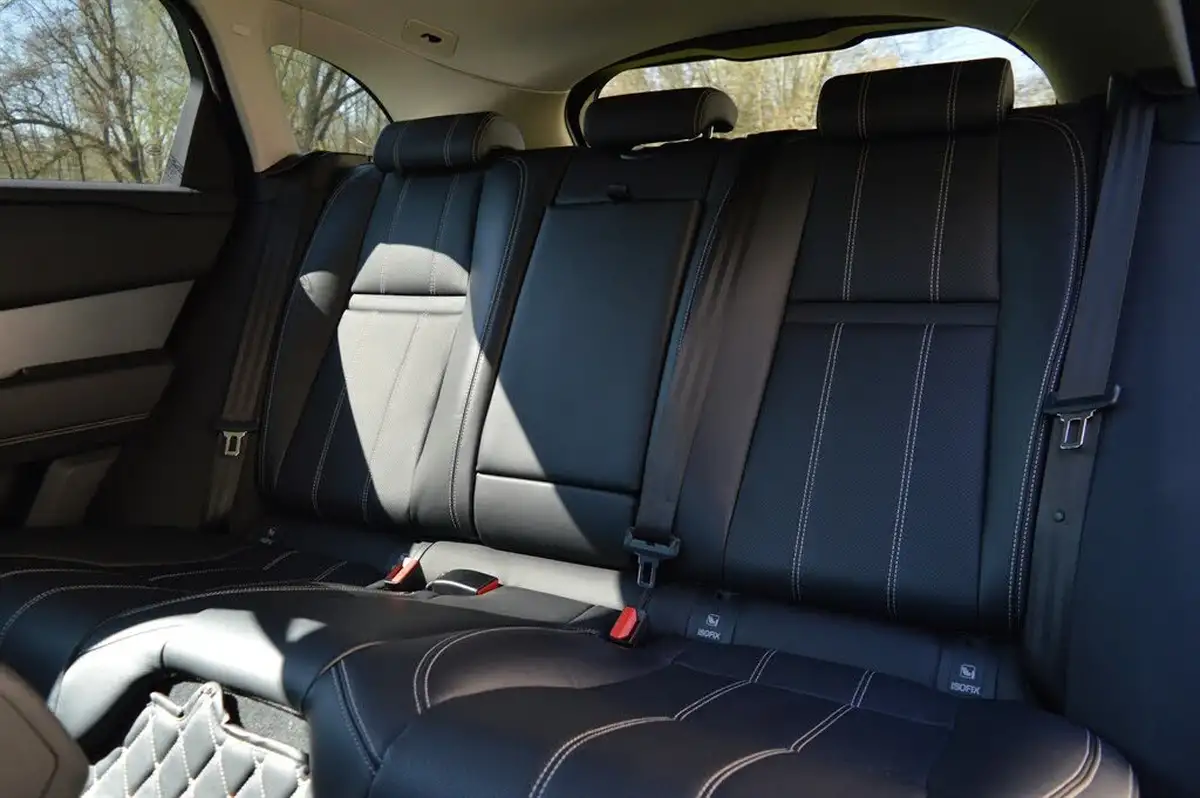 2018-land-rover-range-rover-velar-20-p250-r-dynamic-se-ss-big-18