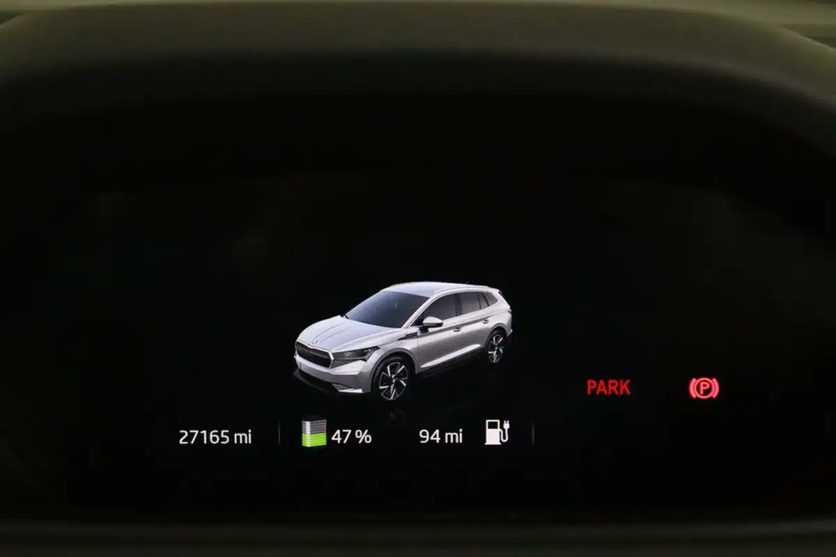2021-skoda-enyaq-e-60-eco-suite-62-kwh-big-18