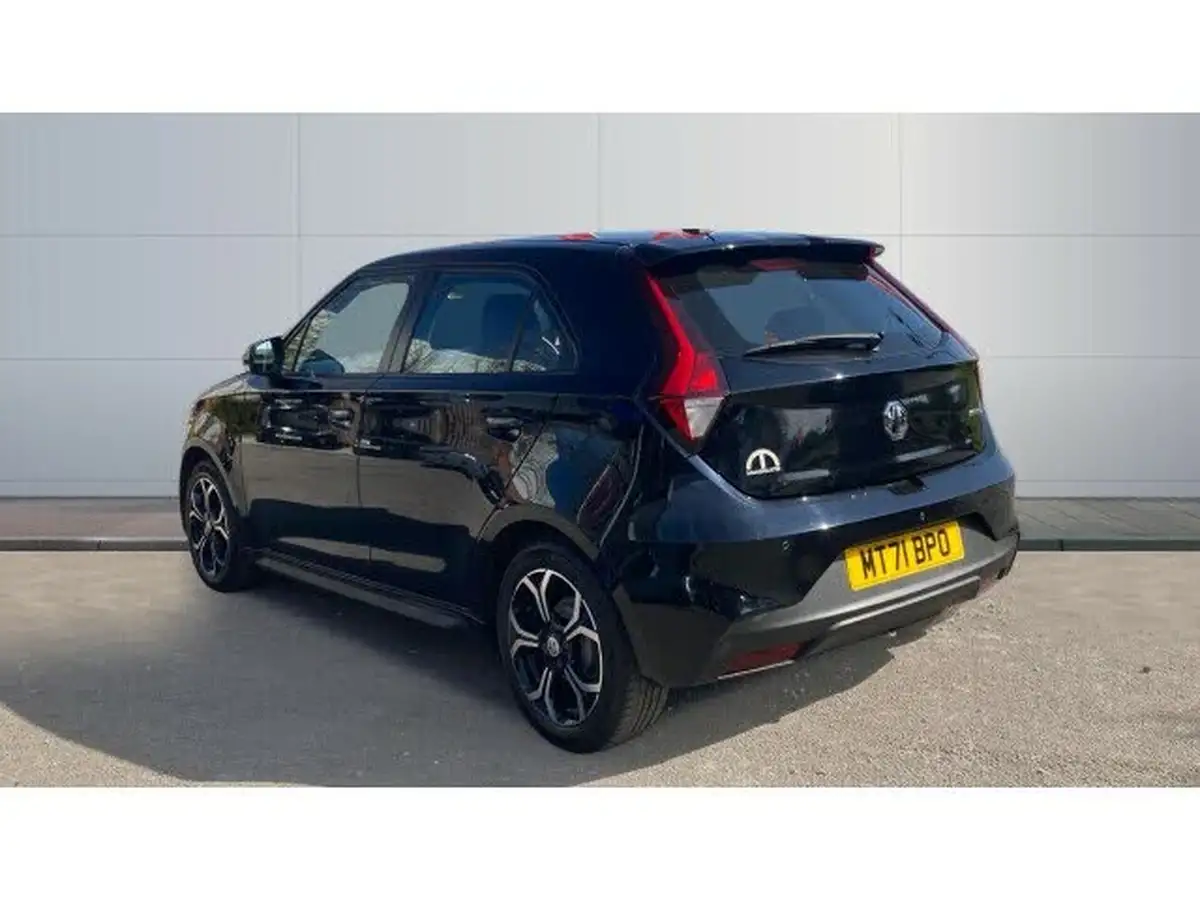 2022-mg-mg3-15-vti-tech-exclusive-nav-big-1