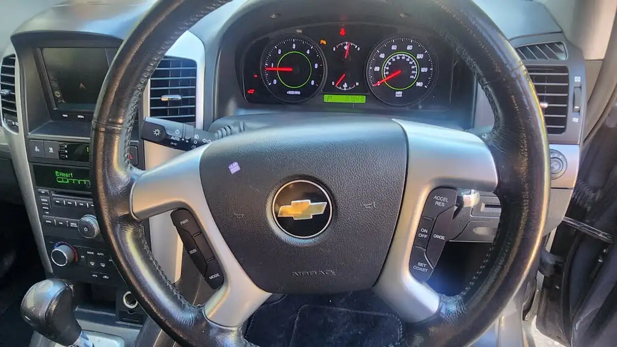 2010-chevrolet-captiva-20td-ltz-auto-big-16