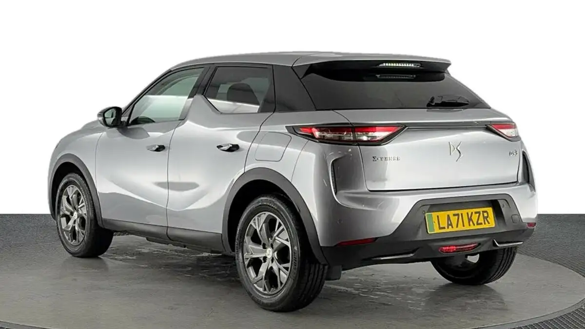 2022-ds-ds-3-crossback-e-tense-bastille-big-5
