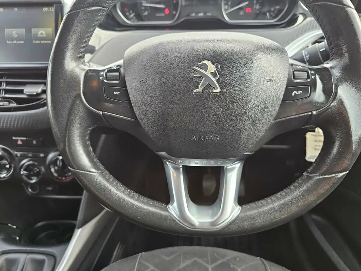 2017-peugeot-2008-suv-16bluehdi-active-75bhp-big-12