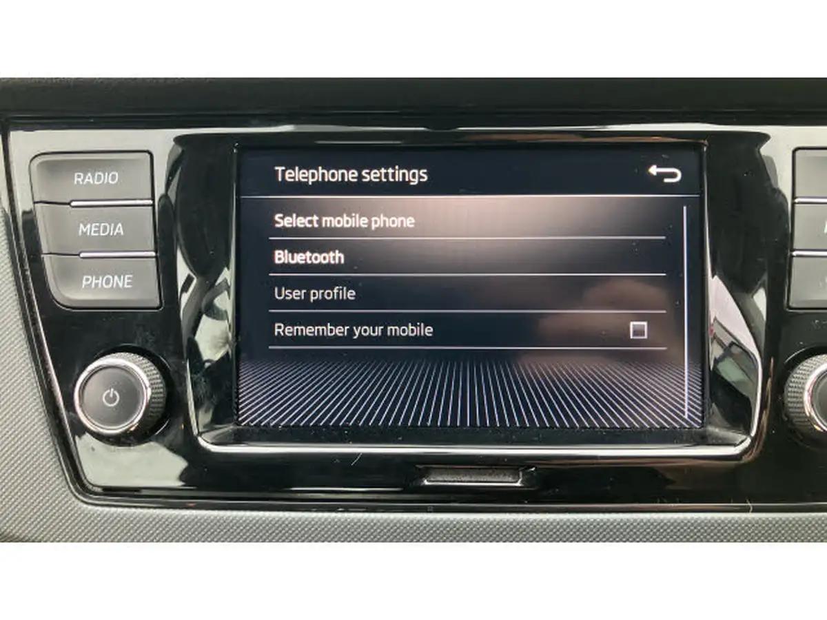 2021-skoda-fabia-10-tsi-s-95ps-hatchback-big-21