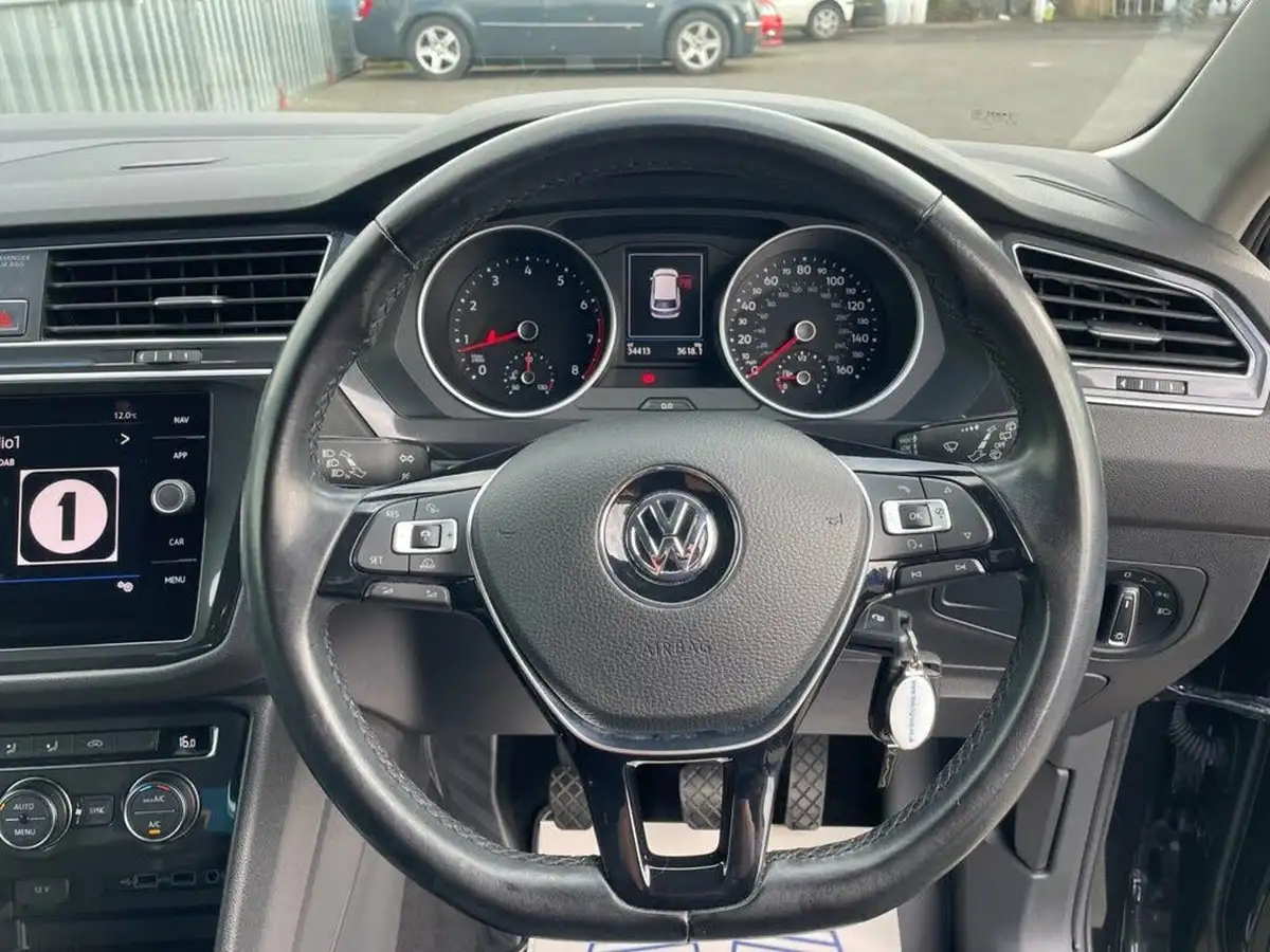 2018-volkswagen-tiguan-14-tsi-se-navigation-150ps-actss-big-39