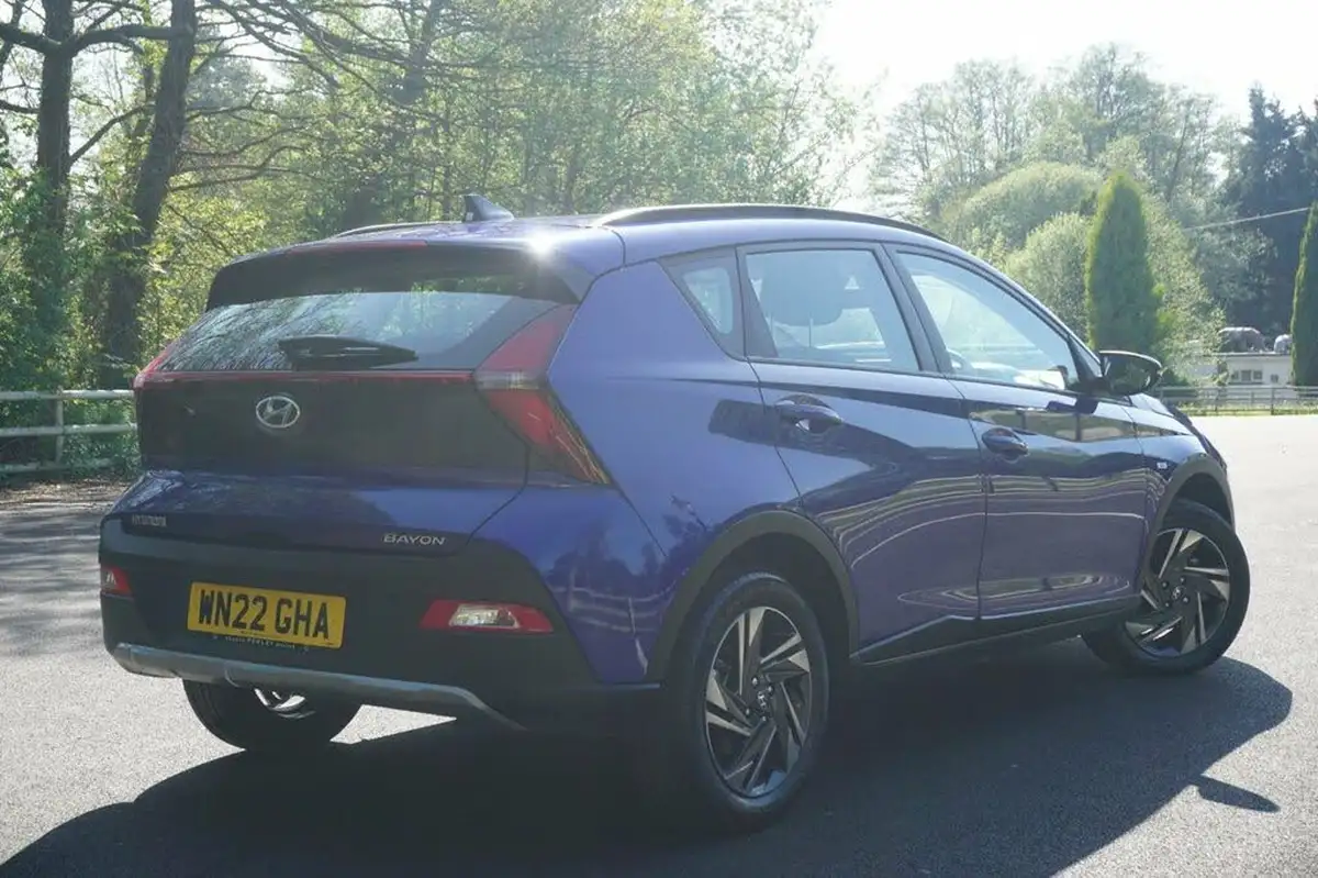 2022-hyundai-bayon-10-t-gdi-se-connect-dct-big-10