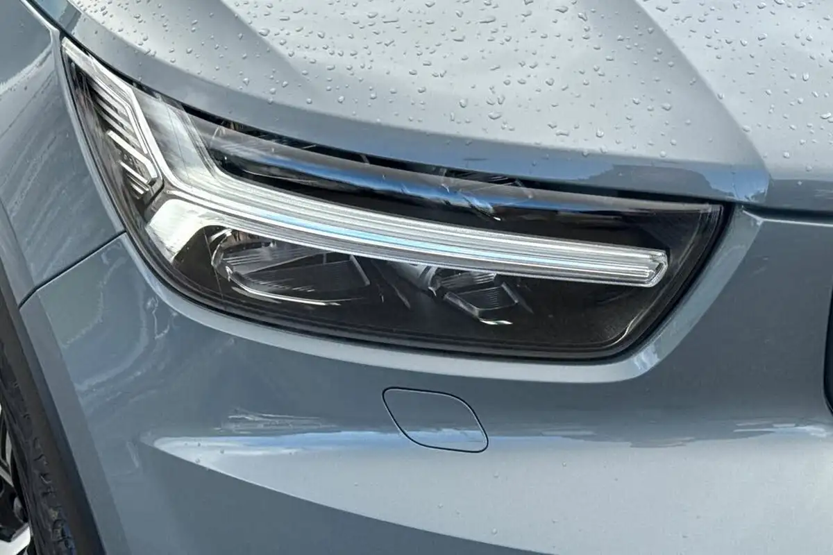 2022-volvo-xc40-e-recharge-plus-228bhp-big-17