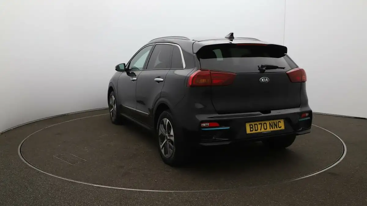 2020-kia-e-niro-ev-4-big-55
