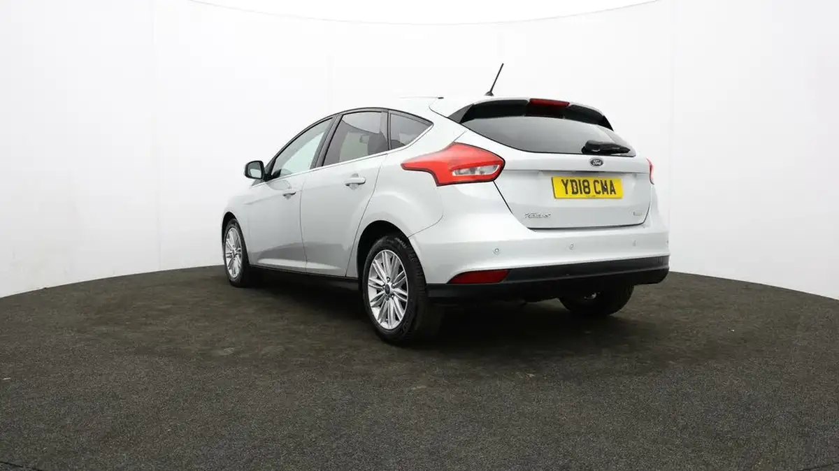2018-ford-focus-10t-zetec-edition-125ps-hatchback-auto-big-69