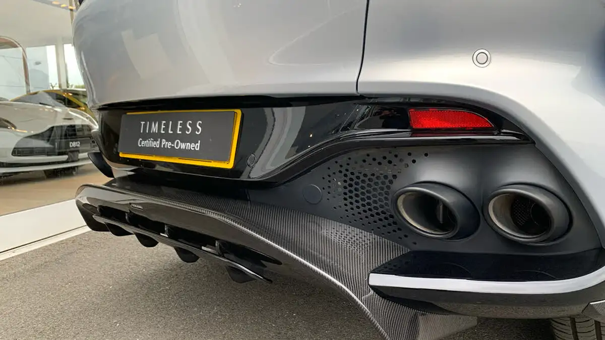 2024-aston-martin-dbx-40-v8-big-18