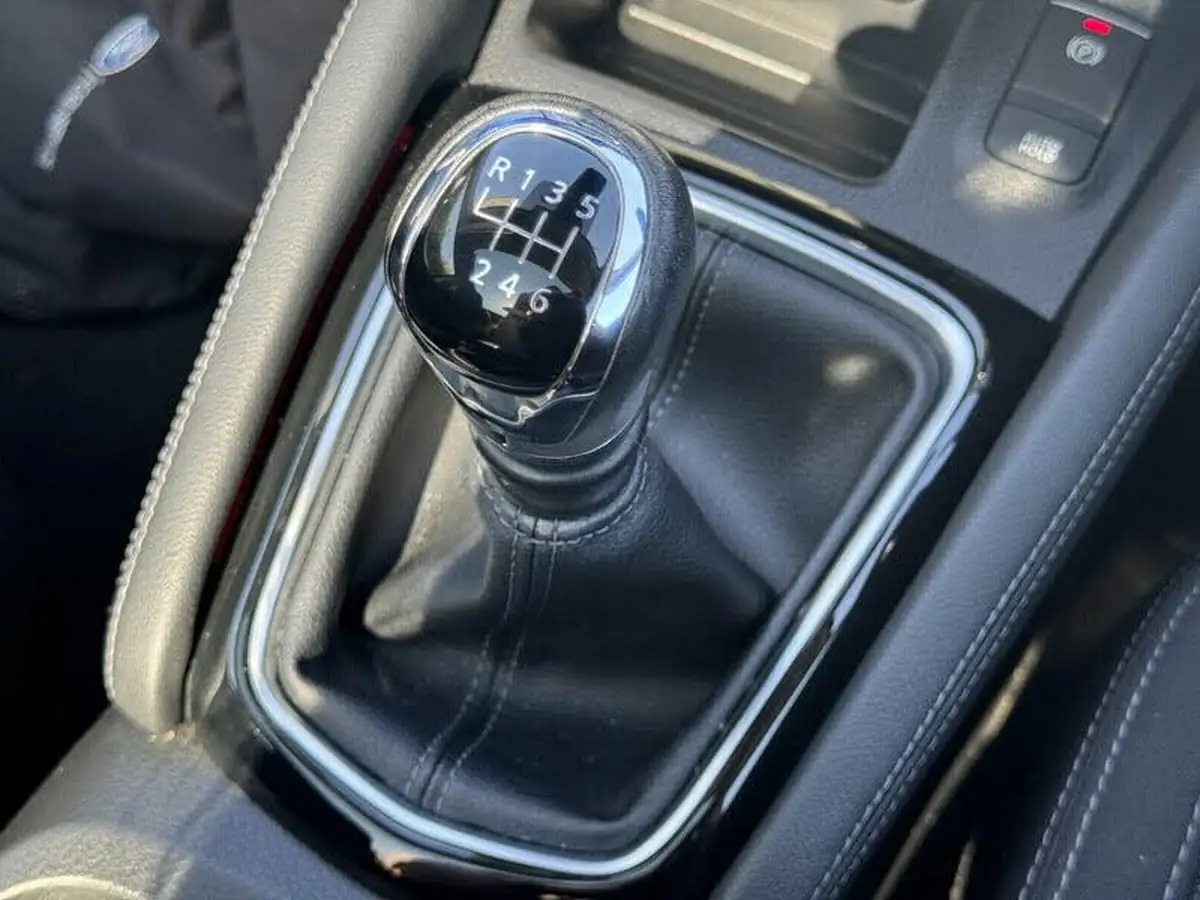 2021-nissan-qashqai-13-dig-t-n-connecta-140ps-big-22