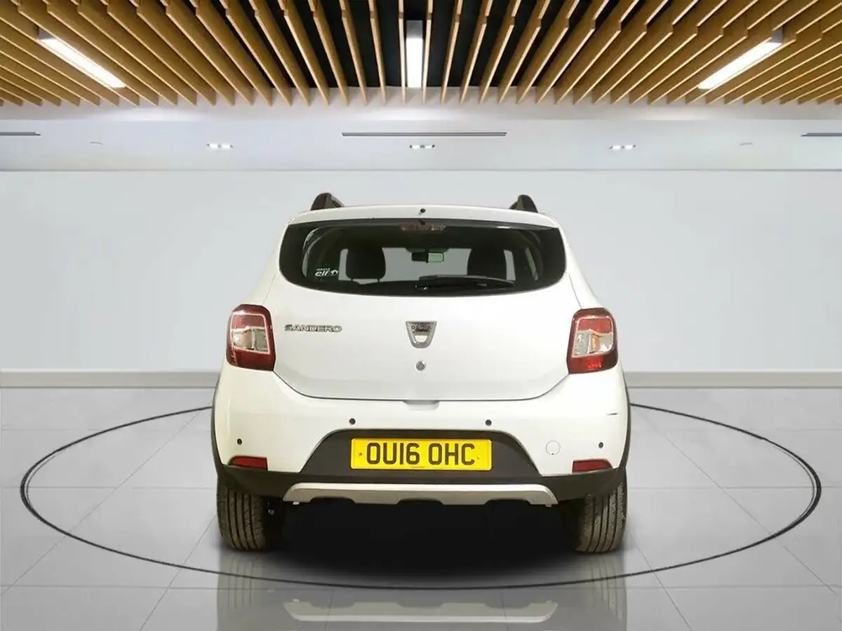 2016-dacia-sandero-stepway-09-tce-laureate-big-4