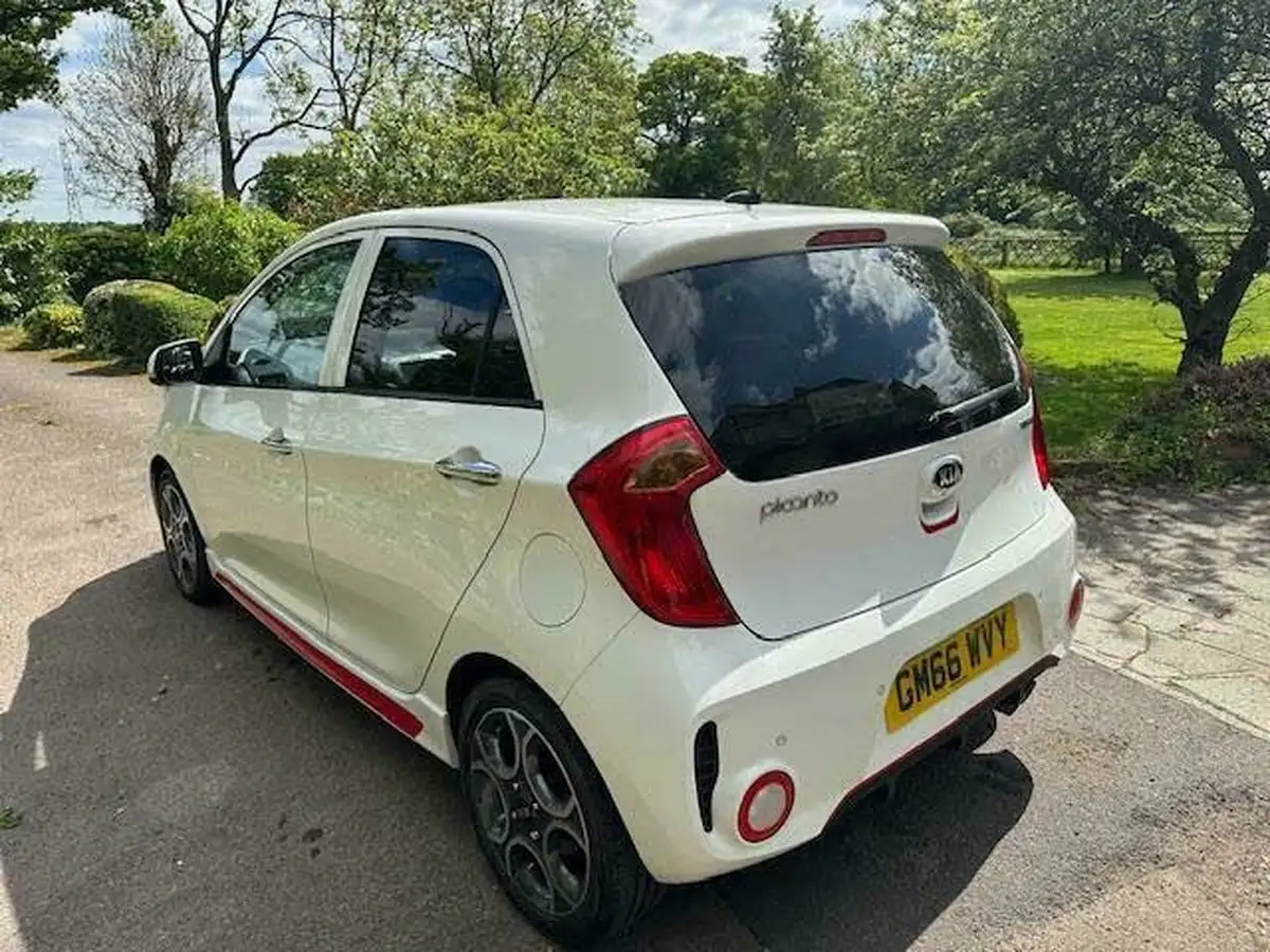 2017-kia-picanto-125-sport-isg-big-8