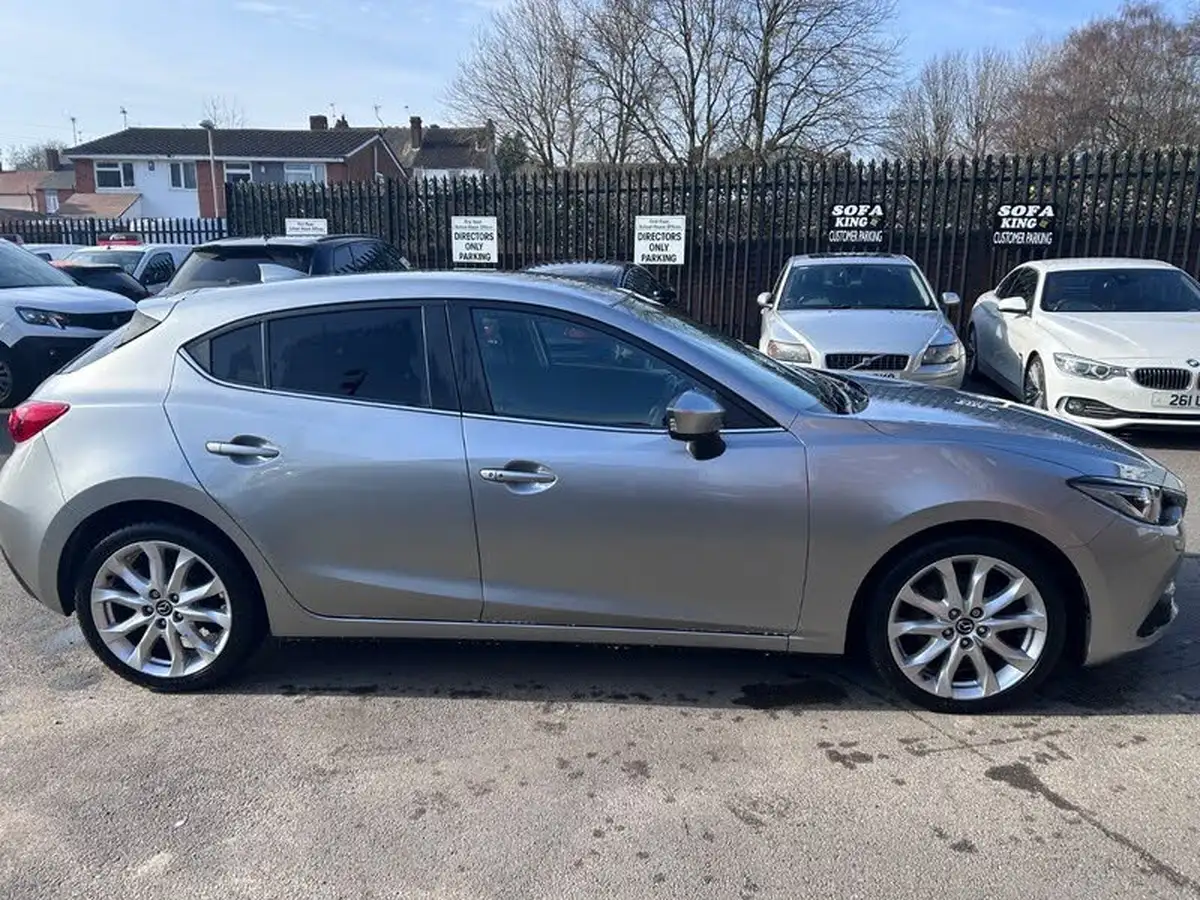 2015-mazda-mazda3-20-sport-nav-120ps-hatchback-5d-big-1