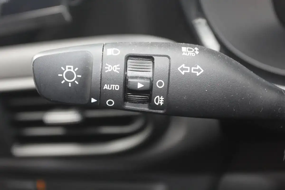 2024-hyundai-i10-10-advance-63ps-auto-big-29
