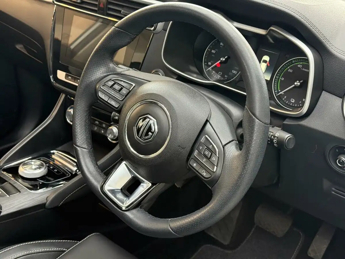 2021-mg-zs-suv-e-exclusive-ev-big-27