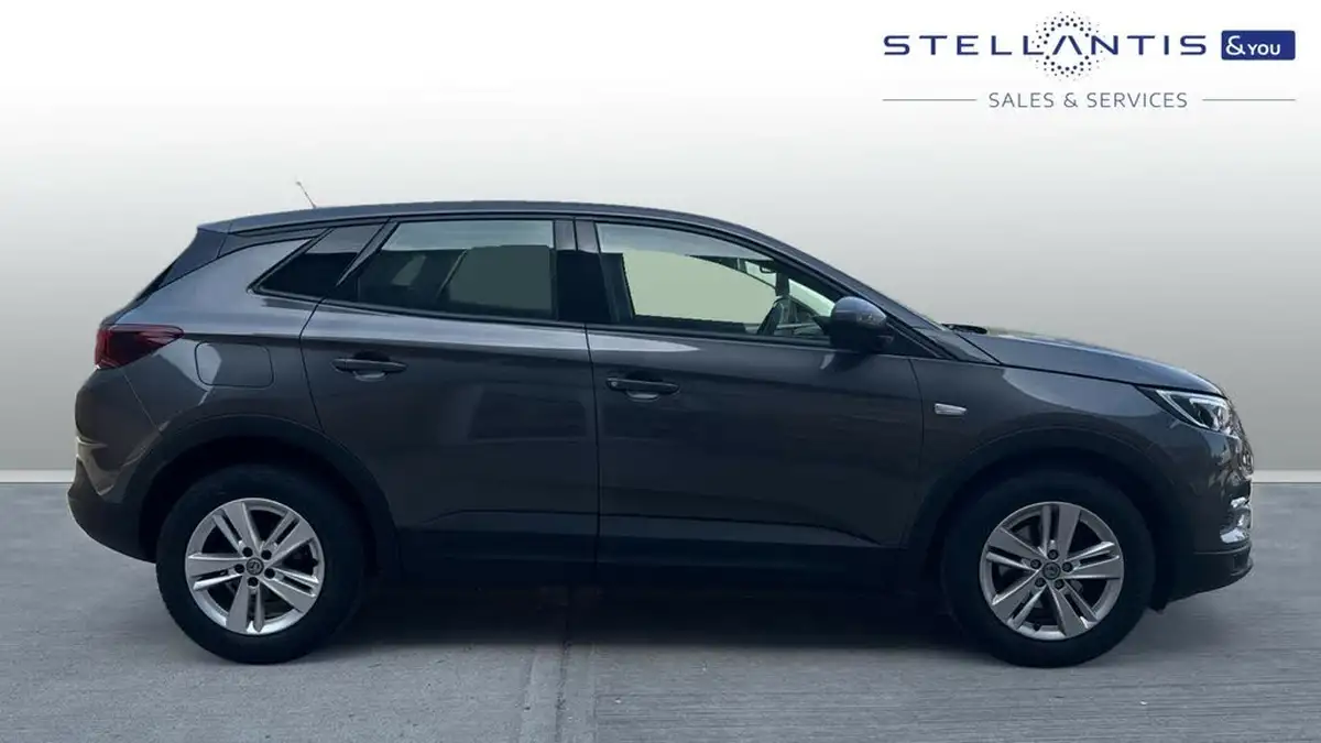 2018-vauxhall-grandland-x-16cdti-se-122ps-auto-big-1