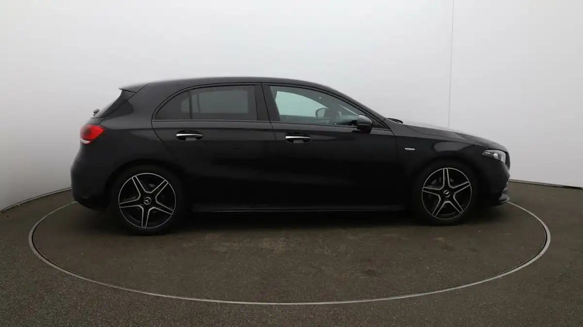 2022-mercedes-benz-a-class-13-a180-amg-line-premium-edition-hatchback-5d-7g-dct-big-49