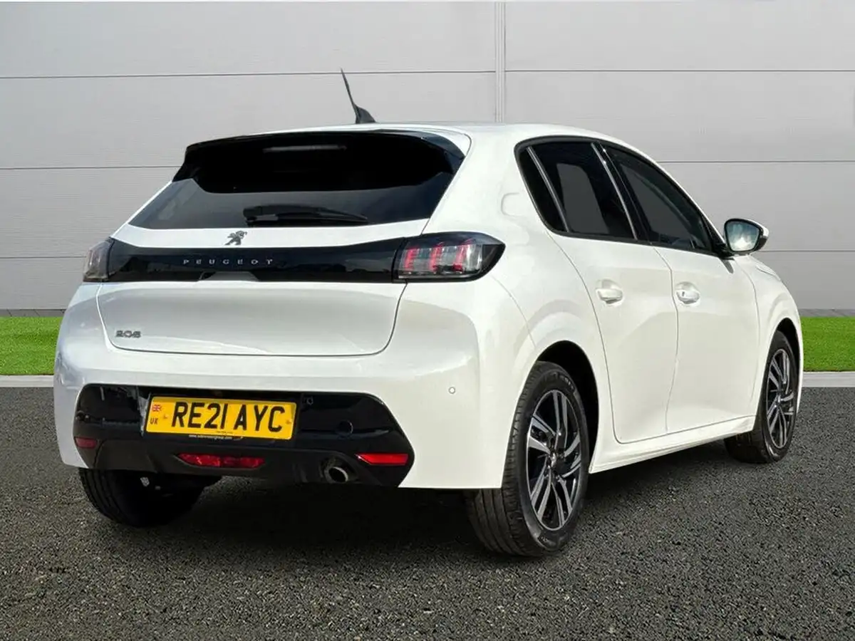2021-peugeot-208-12-puretech-allure-premium-100bhp-big-6