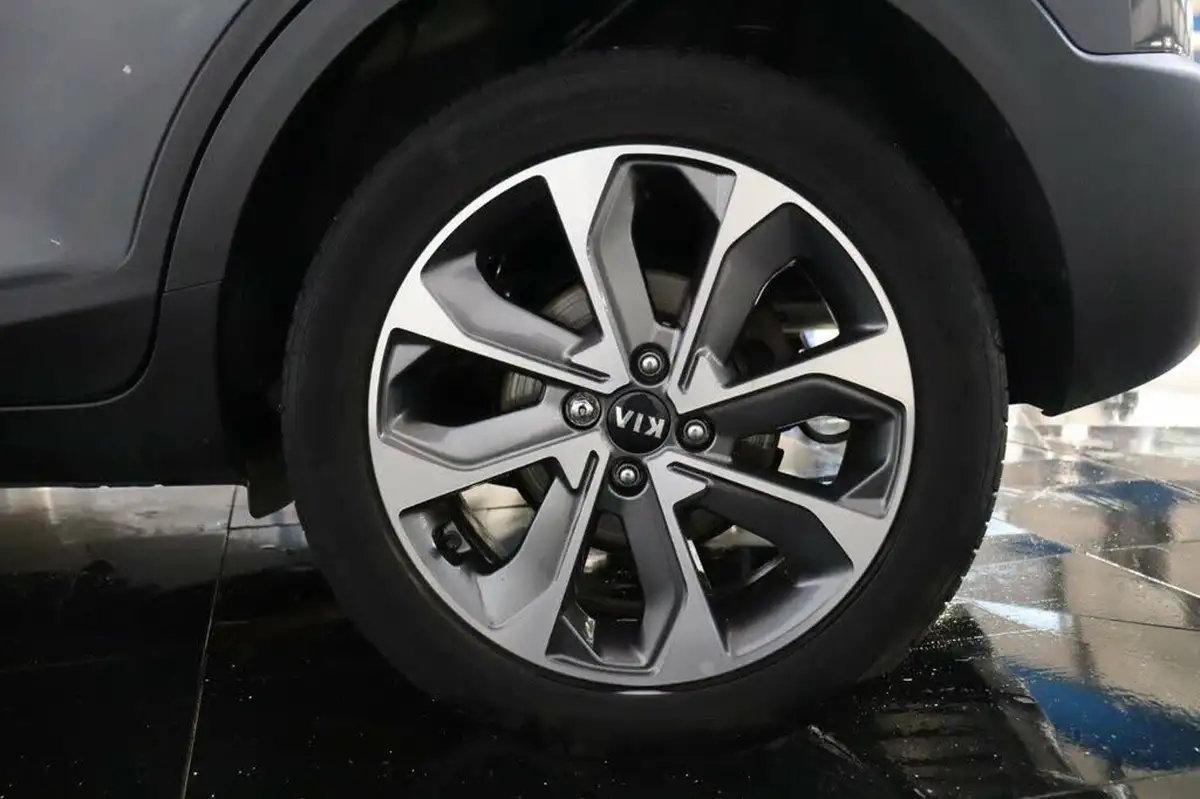 2021-kia-stonic-10-t-gdi-connect-big-36