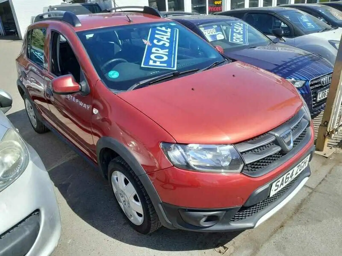 2014-dacia-sandero-stepway-15d-laureate-big-3