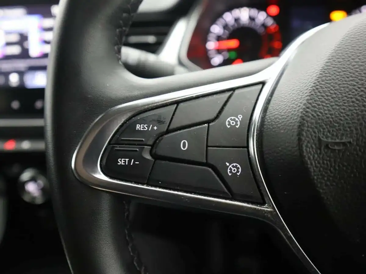 2021-renault-captur-10-tce-iconic-edition-big-29