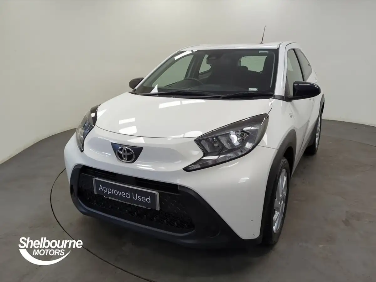 2023-toyota-aygo-x-10-vvt-i-pure-big-11