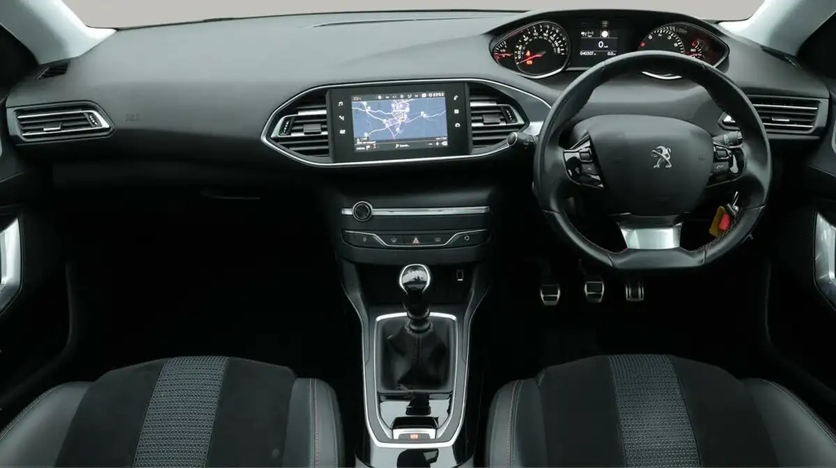 2020-peugeot-308-12-puretech-tech-edition-big-13