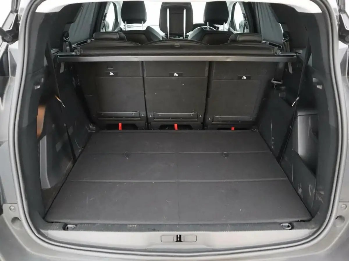 2022-peugeot-5008-suv-15-bluehdi-allure-premium-big-10
