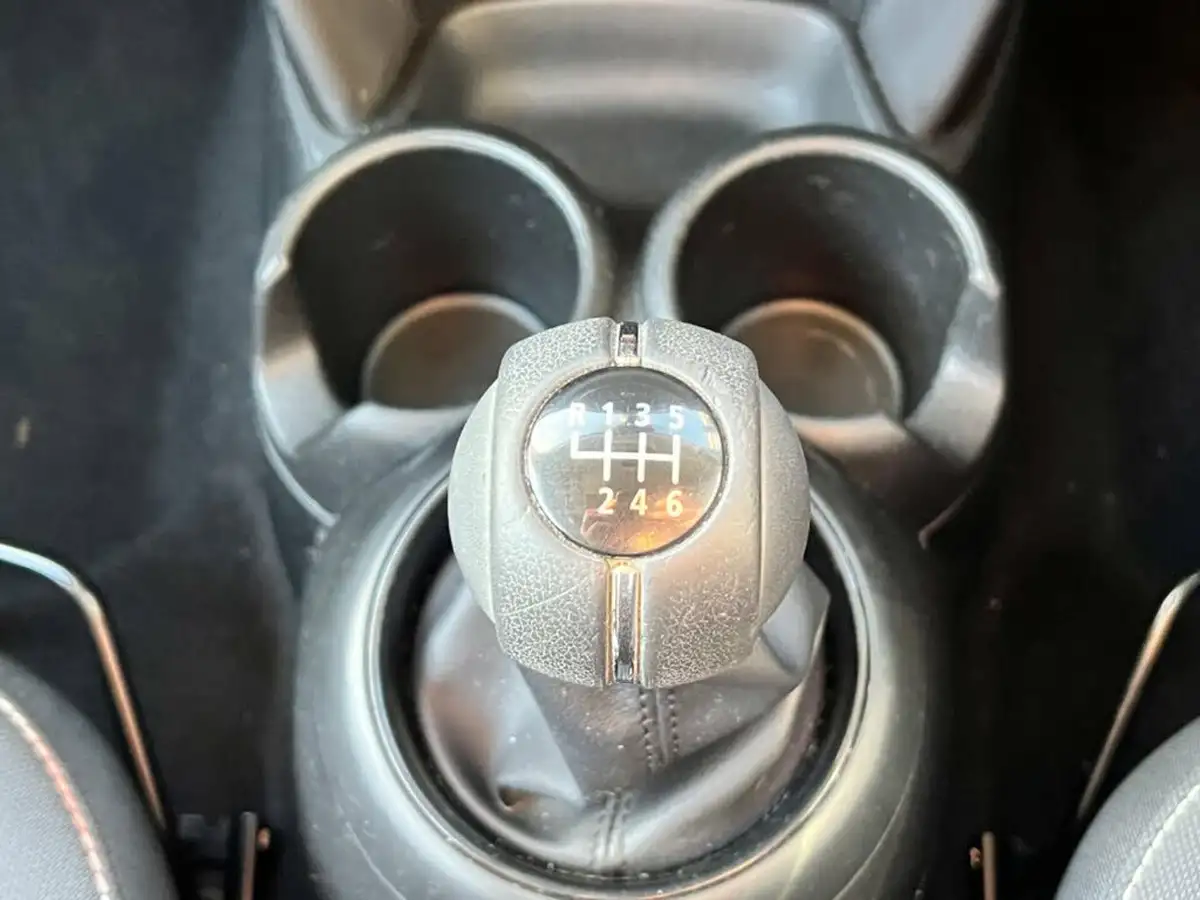 2018-mini-cooper-15-cooper-series-ii-ss-hatchback-3d-big-40