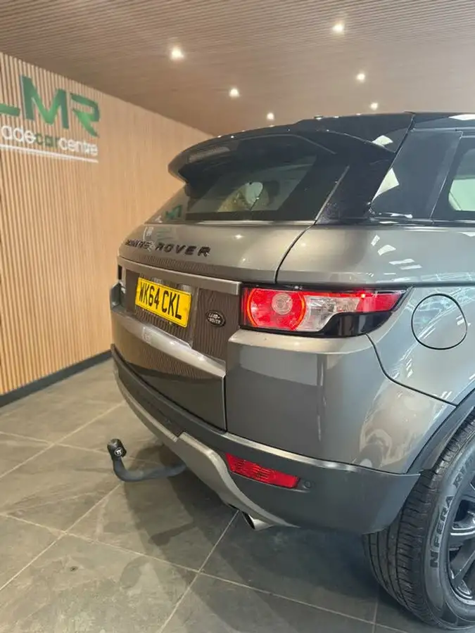 2014-land-rover-range-rover-evoque-22sd4-pure-tech-hatchback-5d-auto-big-8