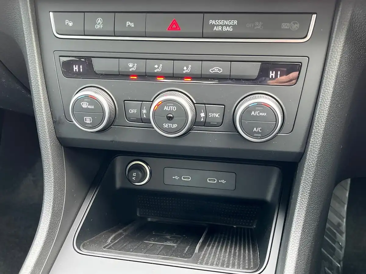 2025-seat-ateca-15-ecotsi-se-technology-dsg-big-25