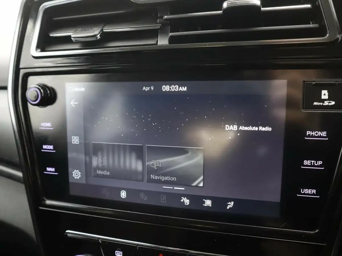 2022-kgm-ssangyong-tivoli-15-ultimate-auto-big-20