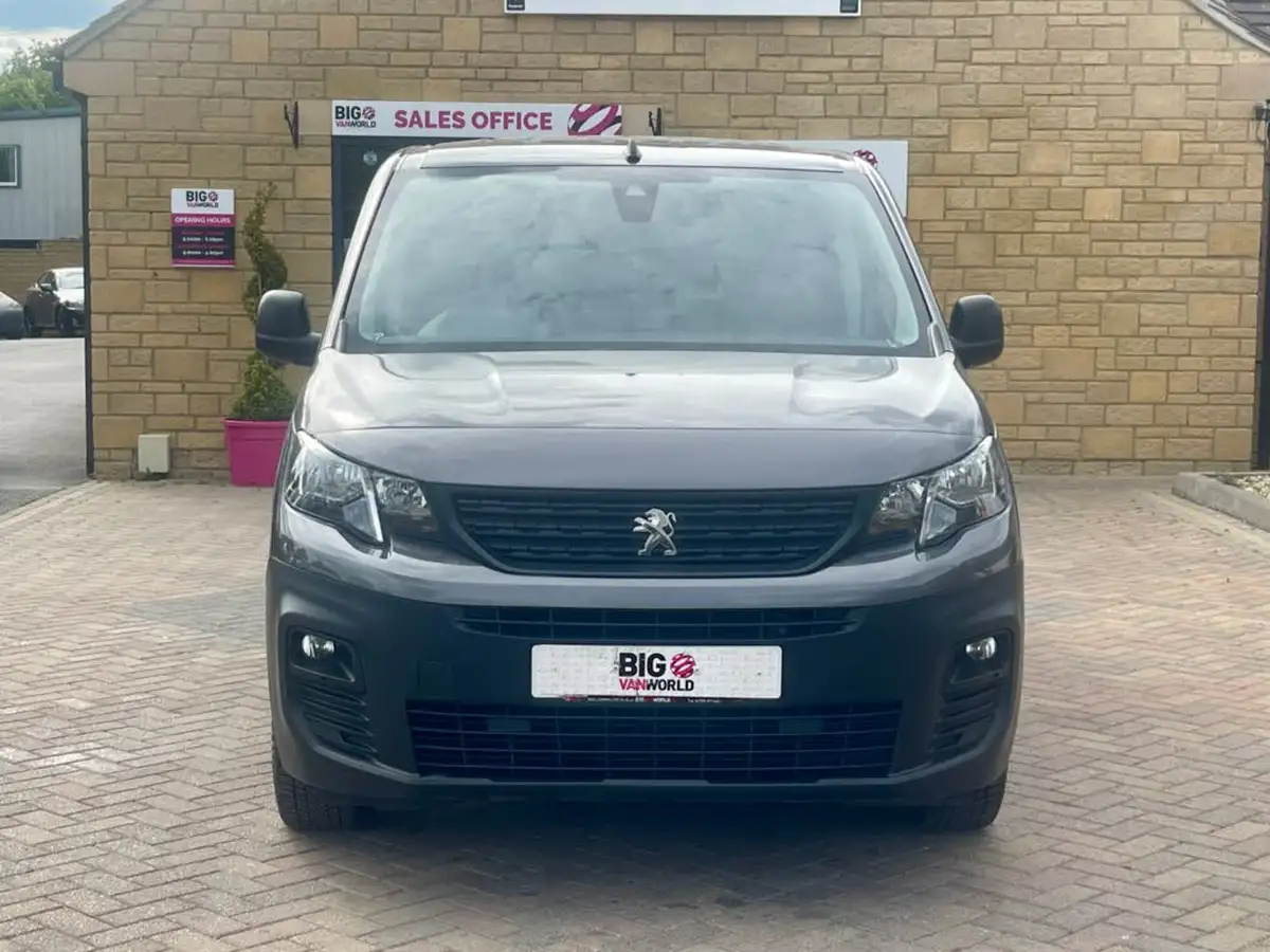 2021-peugeot-partner-15-bluehdi-1000-professional-premium-130pseu6dt-e-ss-eat8-big-4