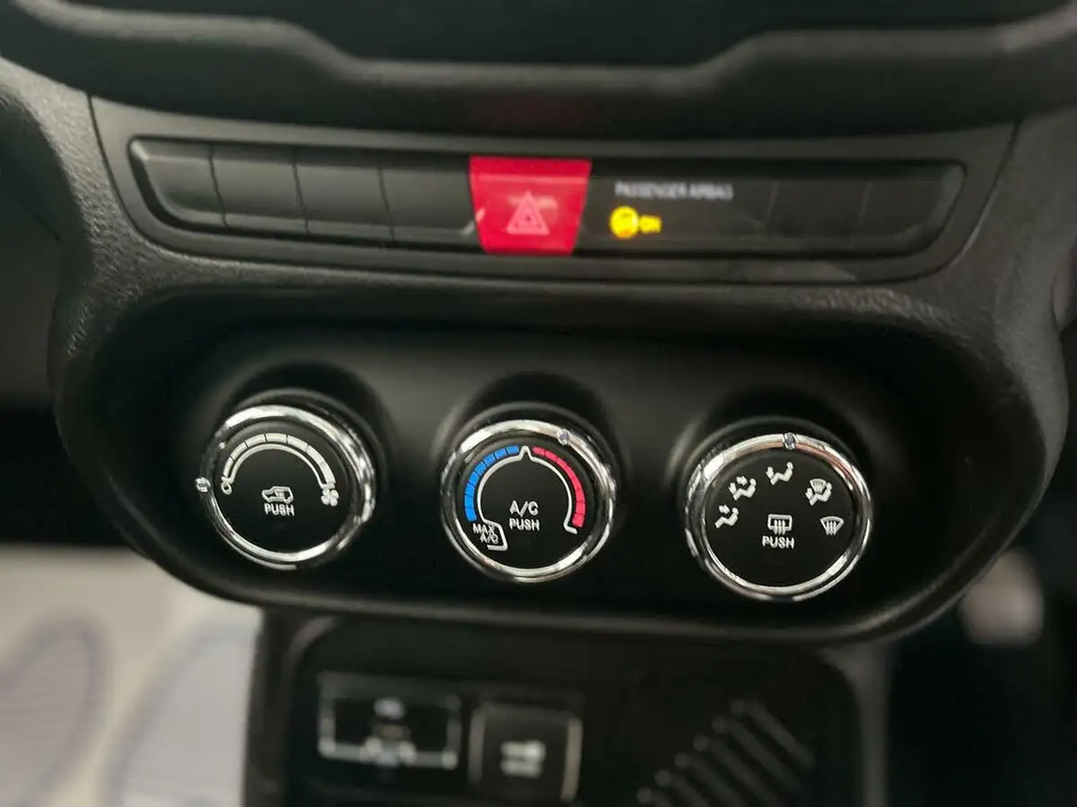 2015-jeep-renegade-16-e-torq-sport-big-21