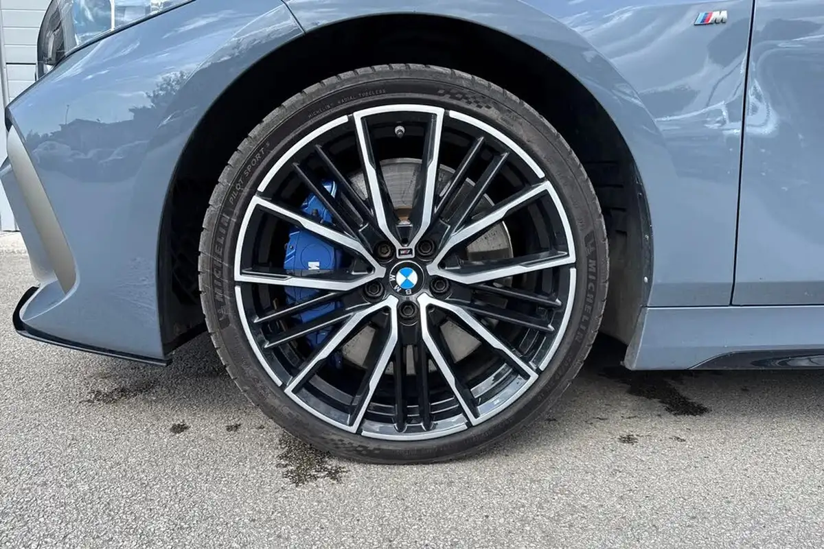 2021-bmw-1-series-20-m135i-xdrive-big-11