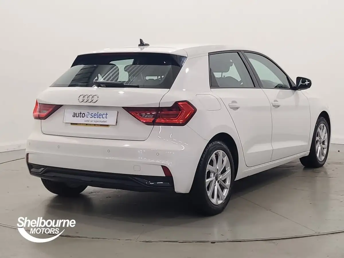 2021-audi-a1-10-25-tfsi-sport-big-12