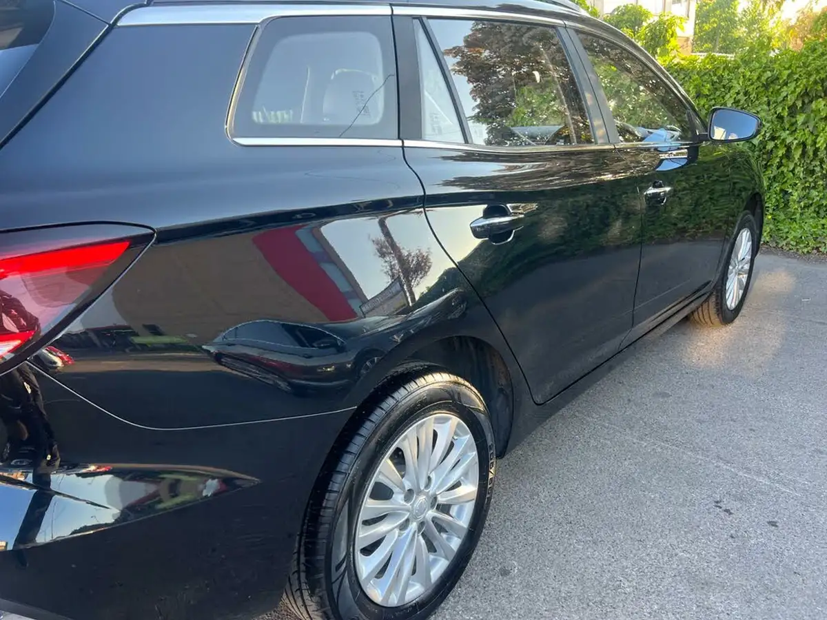 2021-mg-mg5-e-exclusive-ev-long-range-big-8