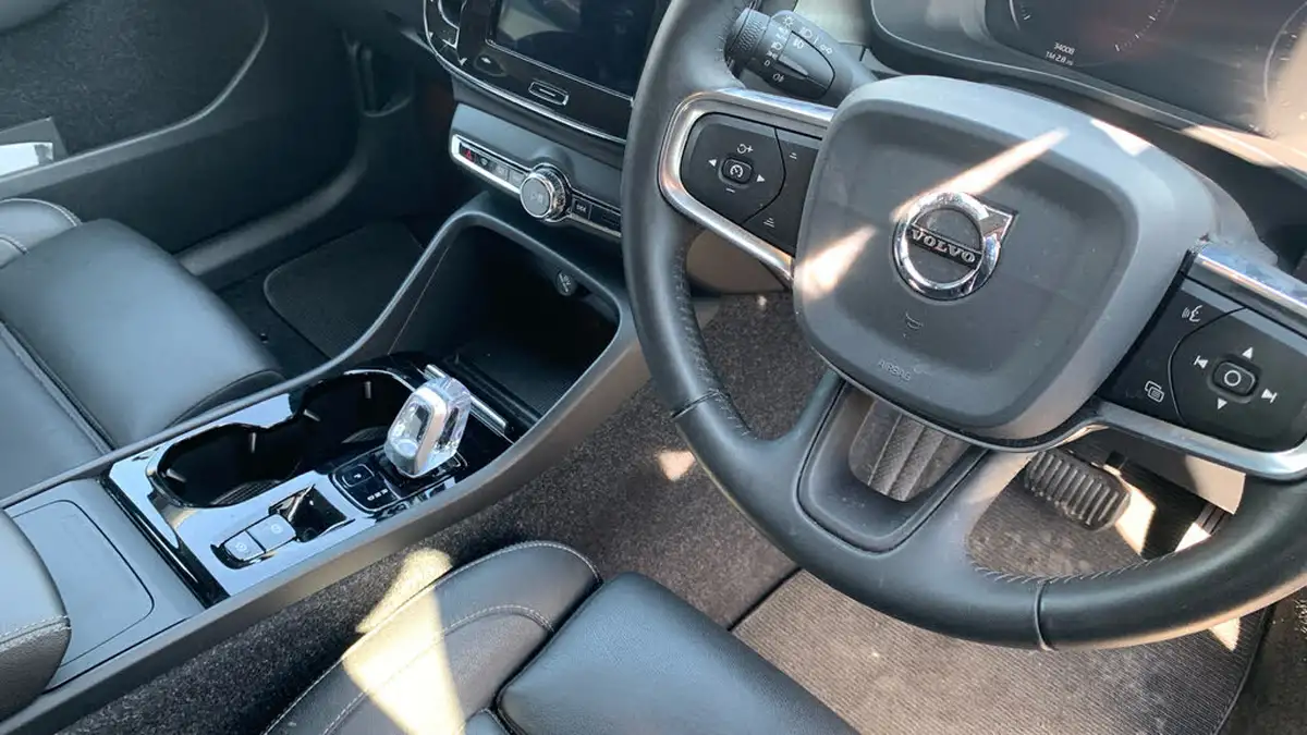 2020-volvo-xc40-20-t4-inscription-pro-big-10