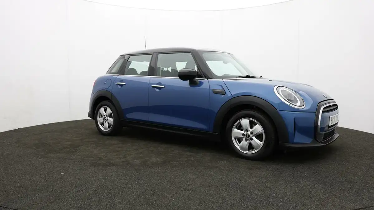 2021-mini-cooper-15-cooper-classic-hatchback-5d-auto-big-42