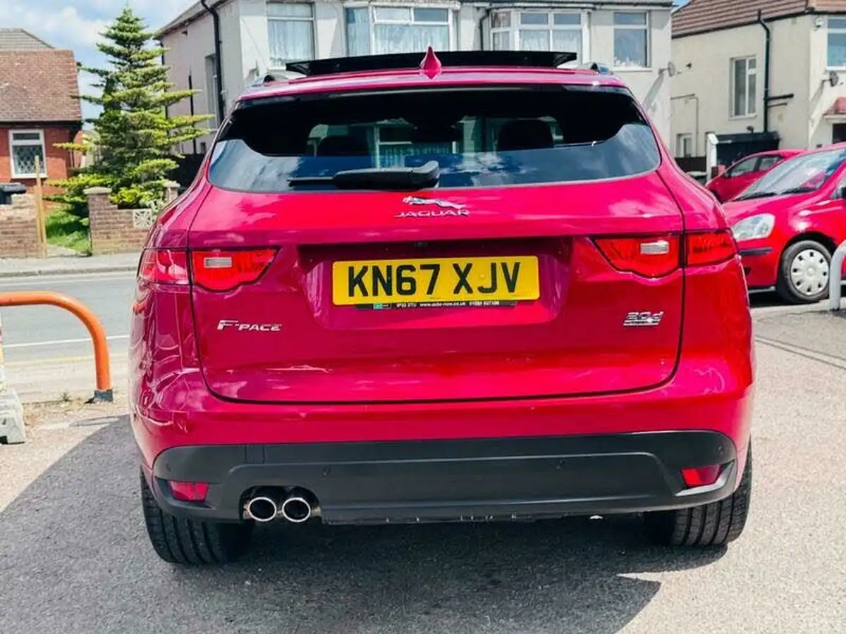 2017-jaguar-f-pace-20-i4d-r-sport-180ps-awd-ss-auto-big-24