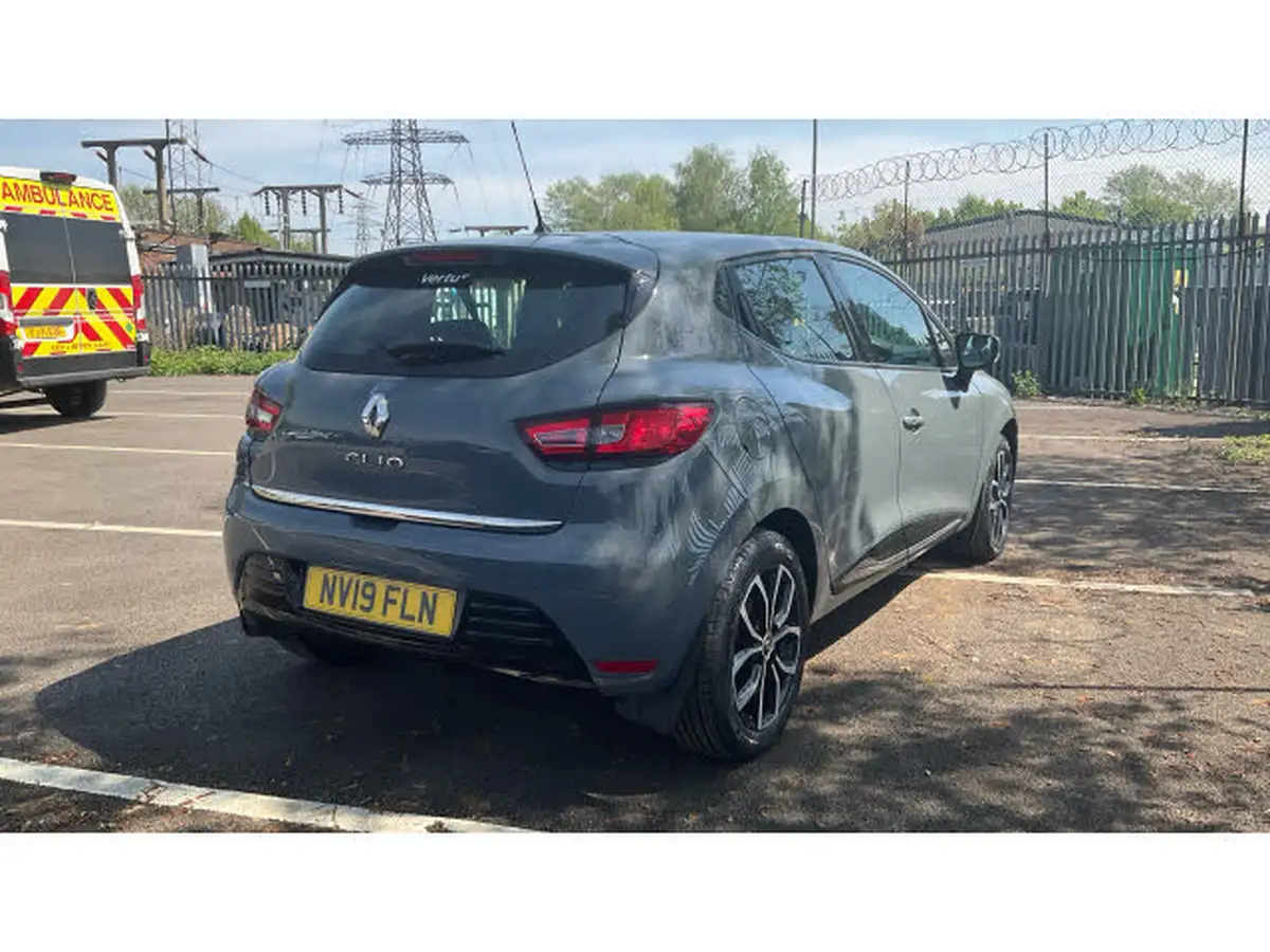 2019-renault-clio-09-tce-play-90ps-big-46